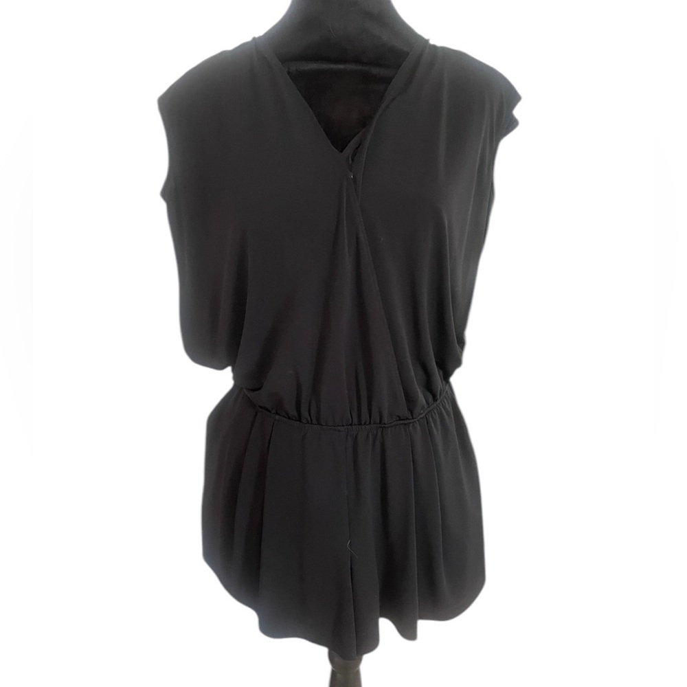 Black BCBG relaxed fit romper, Jumpsuit,Draped, V neck,shorts, Small - Picture 6 of 7